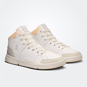 BRAND NEW ON Shoe - THE ROGER Clubhouse Mid - White / Blonde - Women Size 6